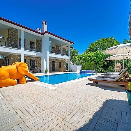 Hotel Lemon Fethiye 4*